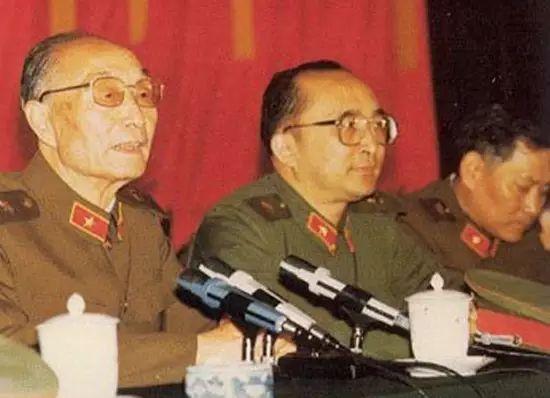 伍绍祖 档案图片