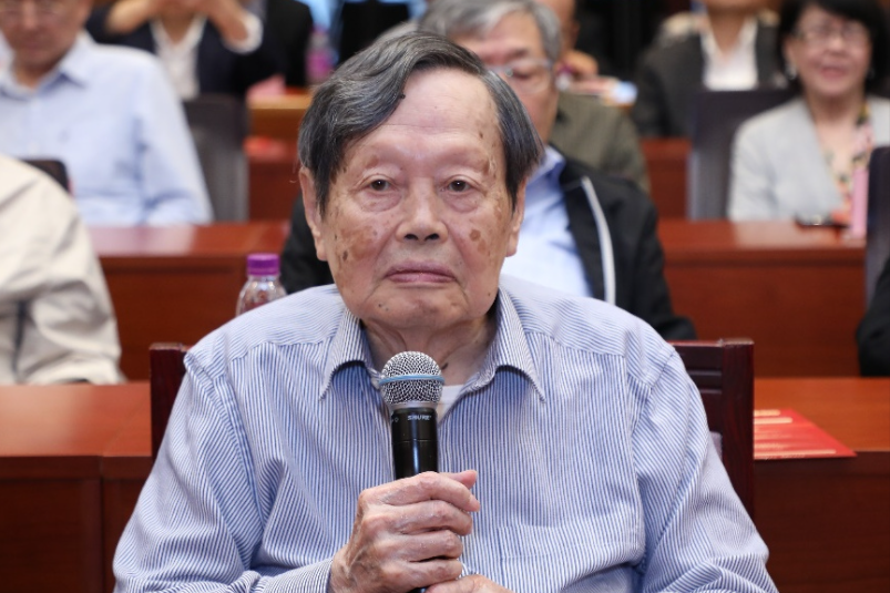 杨振宁 档案图片