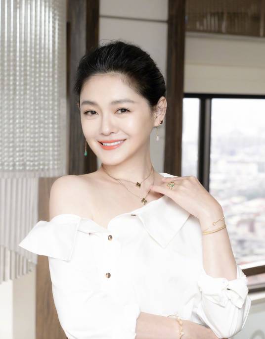 徐熙媛 档案图片